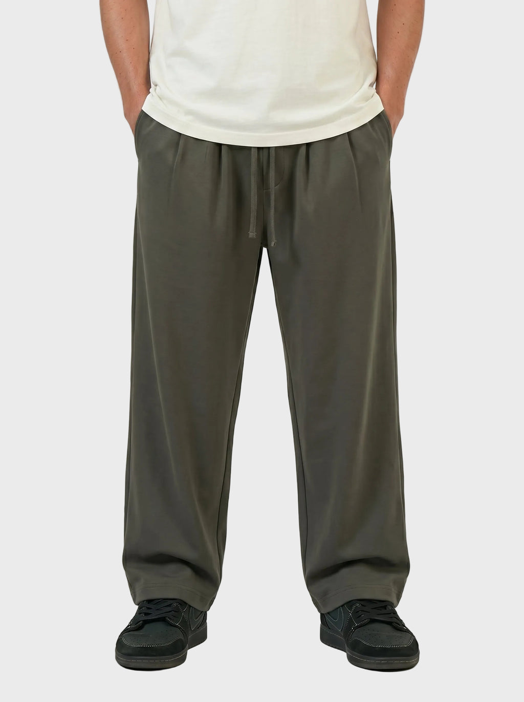 Pleated Relaxed Sweatpants