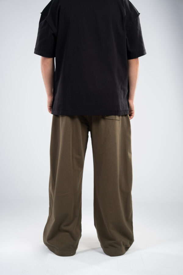 ⁦Wide Leg Sweatpants⁩ - الصورة ⁦2⁩